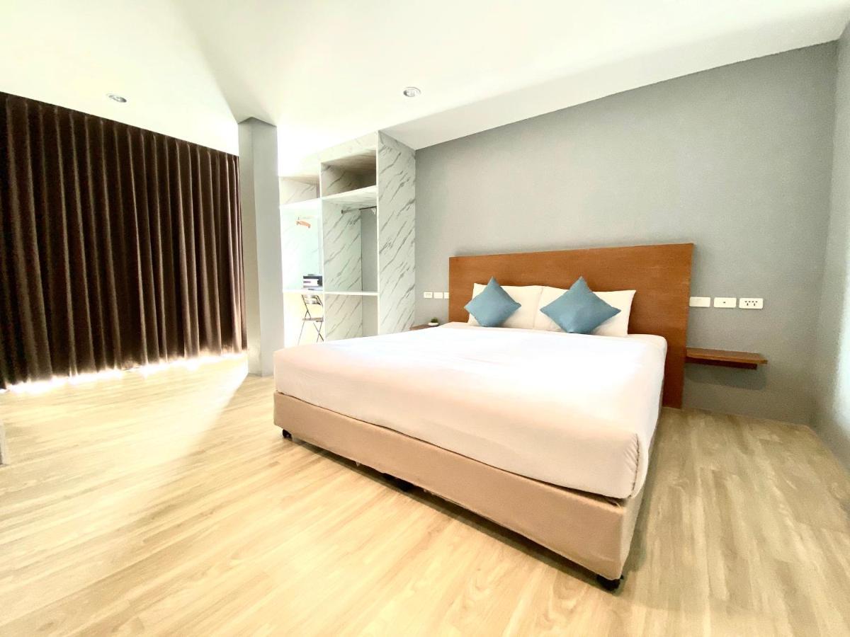 Hotel Behind The Scene Club @ Samui