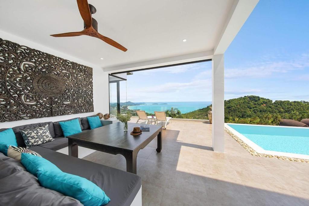Private Pool I Sea Views - Pool - Privacy & Joy