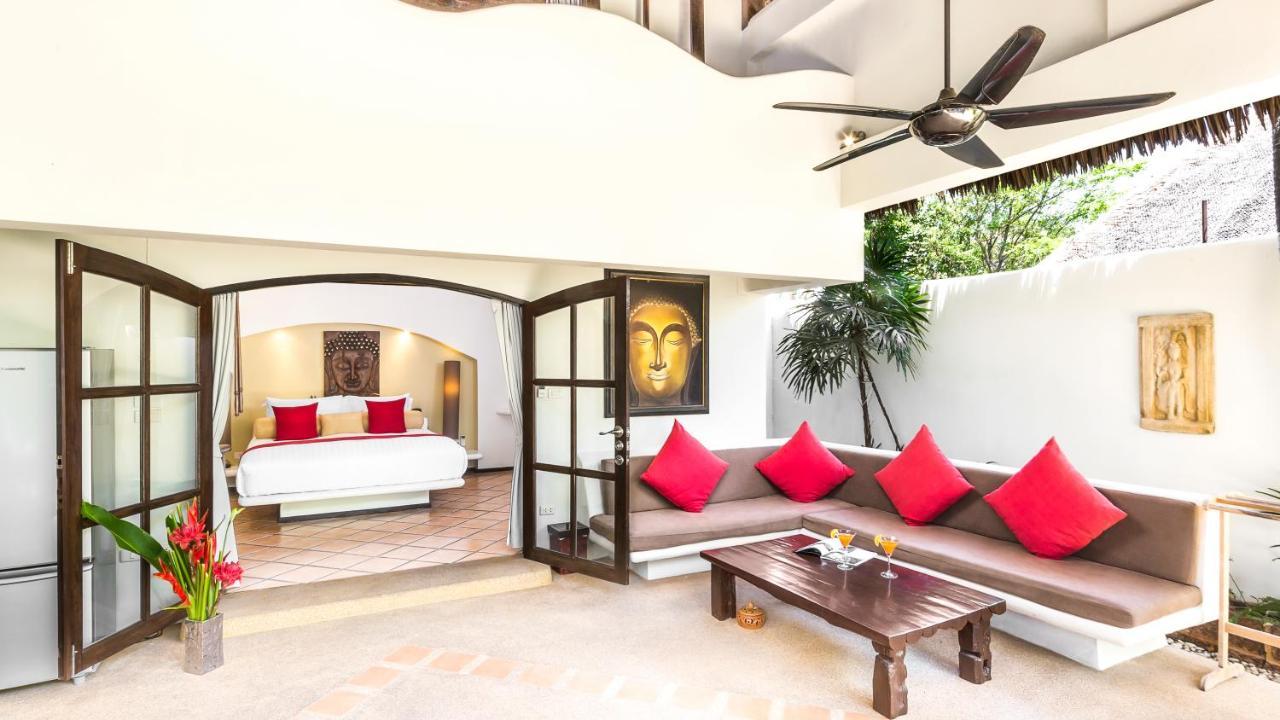 Lagoon Tropical Beach Pool I Beach - Pool - Freedom & Service Hébergement de vacances