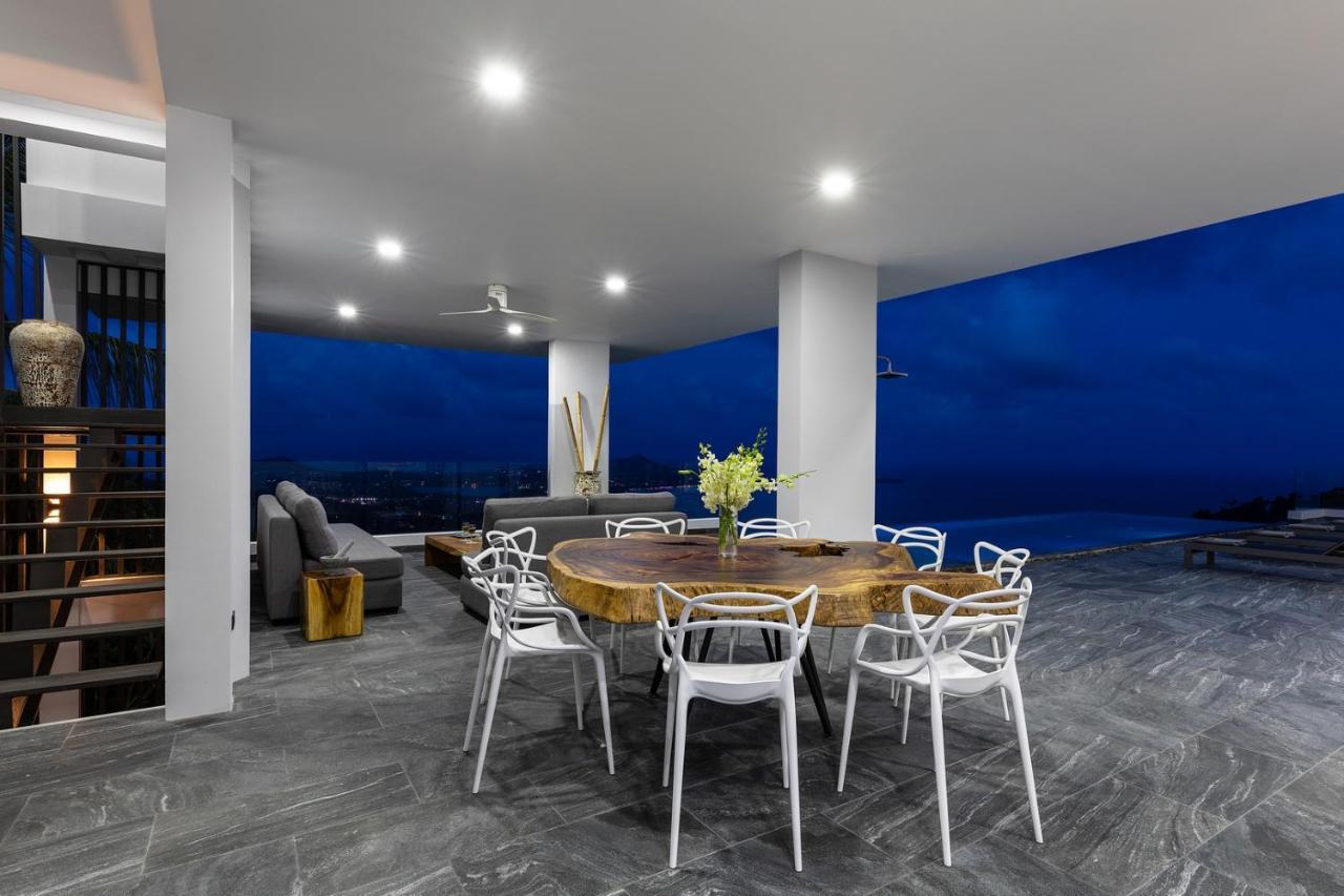 Jungle, Luxury 4 Br, Amazing Sea View Villa *
