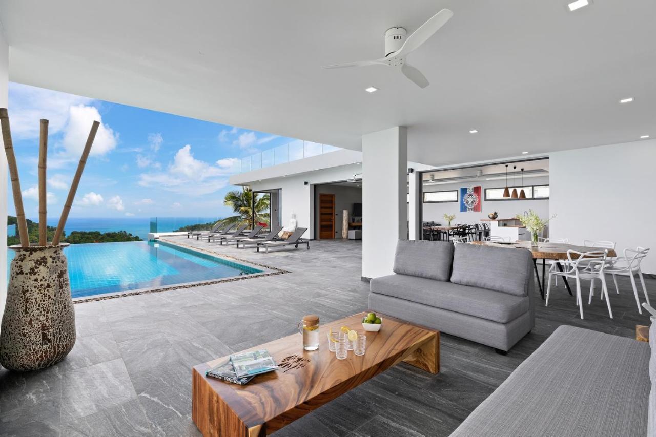 Jungle, Luxury 4 Br, Amazing Sea View Villa *