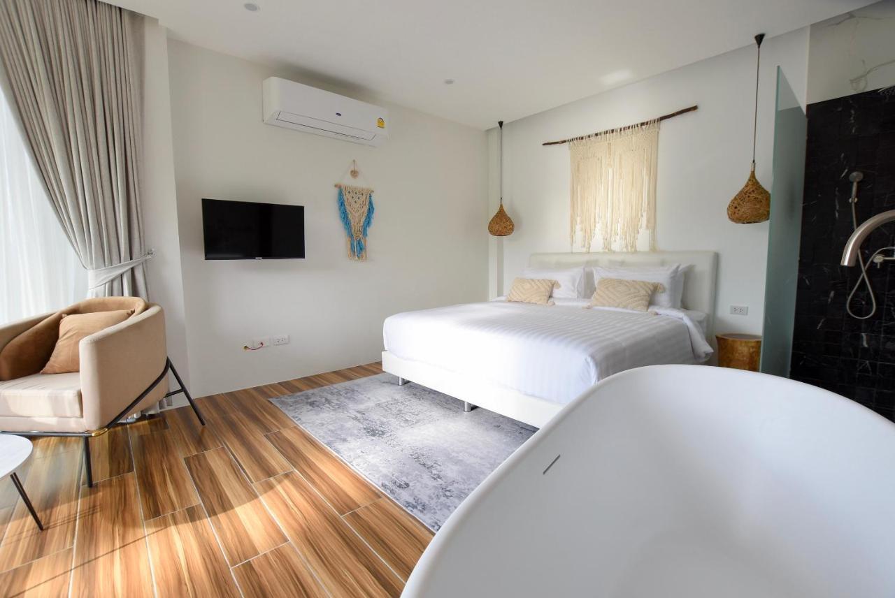Hotel Leelawadee Samui 3*