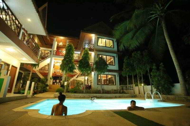 Chaweng Noi 2*