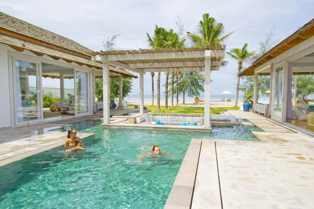 Mia Beach, And Events Villa *