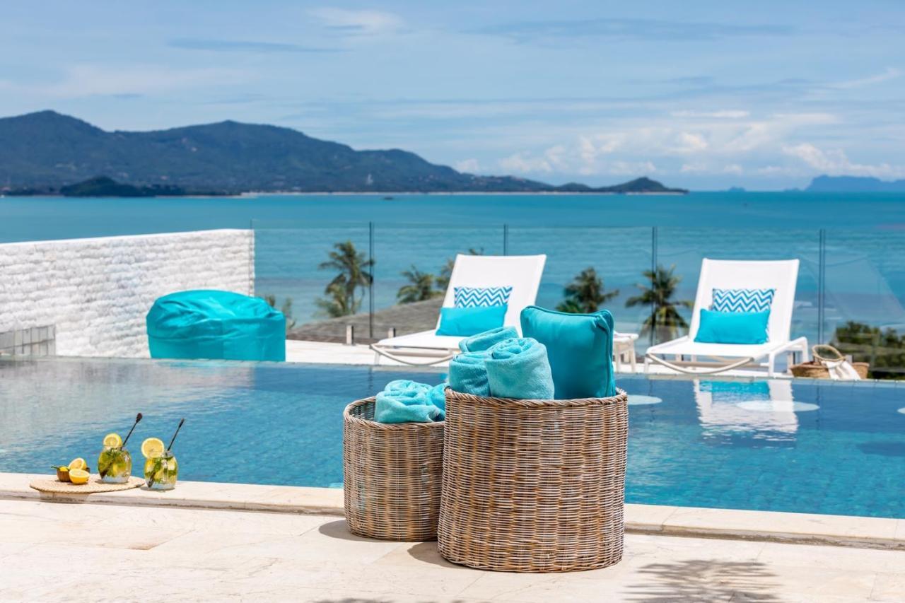 Beachside Villa: Luxury Bayside Retreat With Sea Views