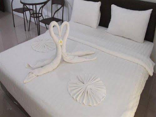 Sasinara Place Service Apartmant