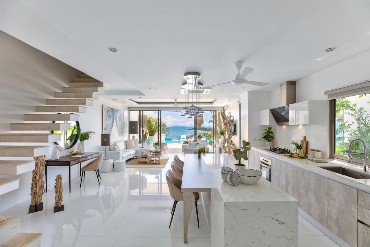 Beachside Villa: Luxury Bayside Retreat With Sea Views Pousada