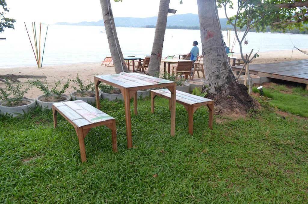 Think & Retro Cafe Samui