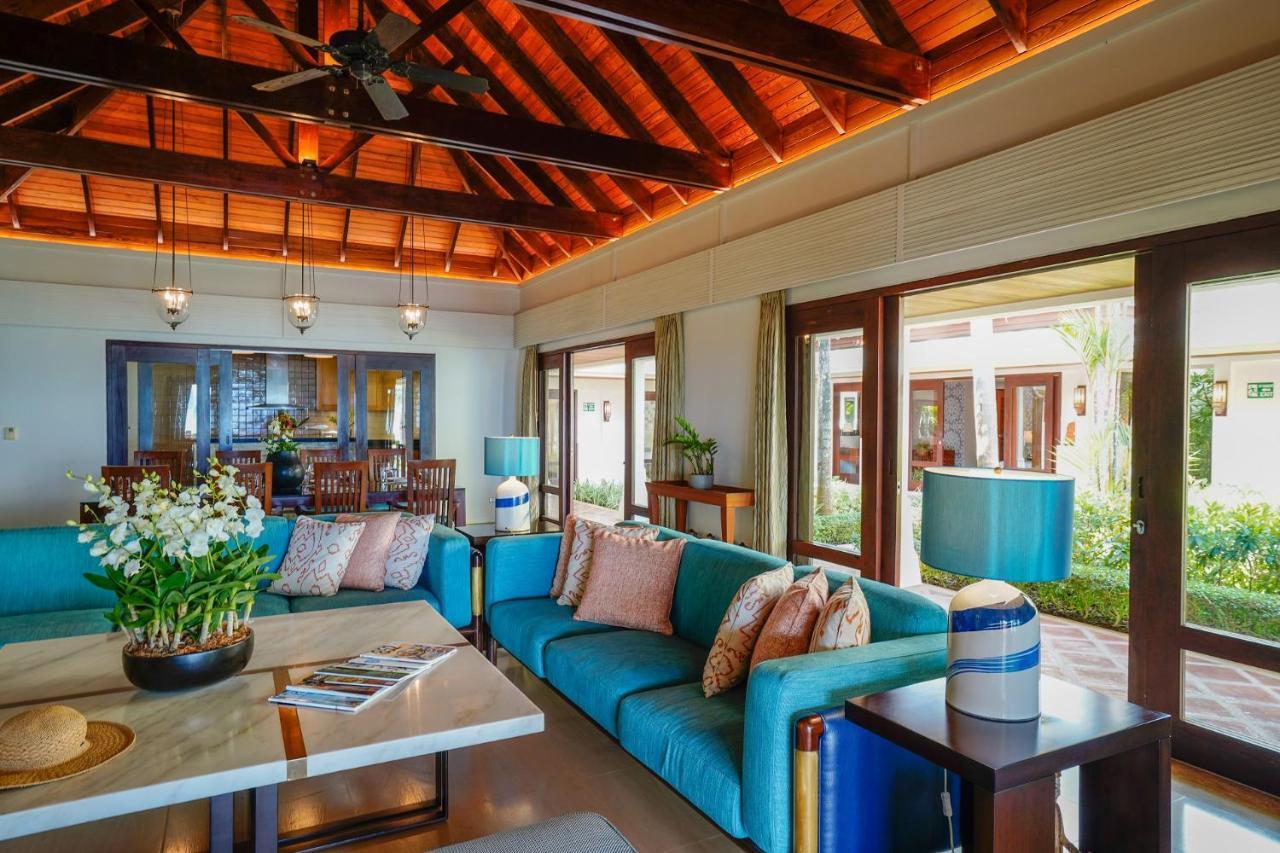 Miskawaan Beachfront 5*