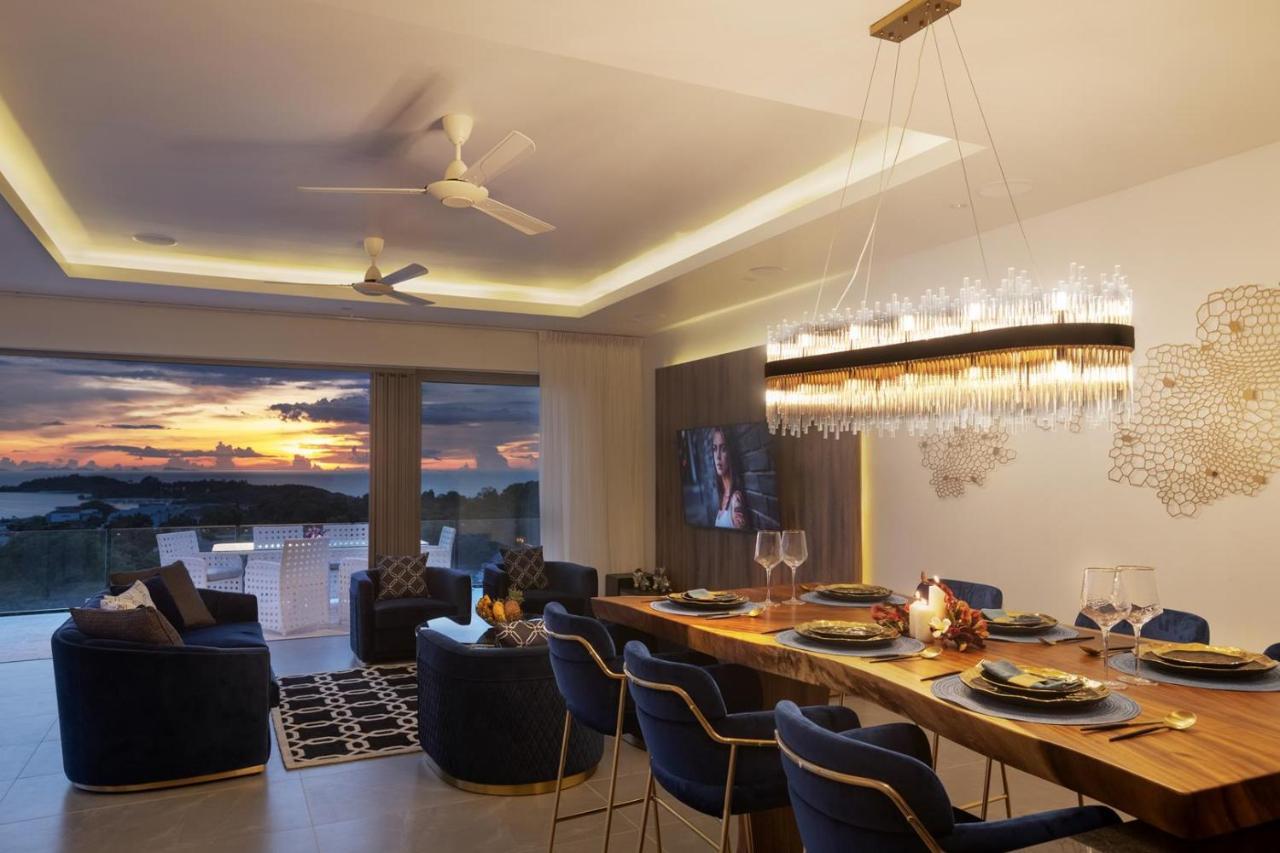 Poseidon'S Penthouse *