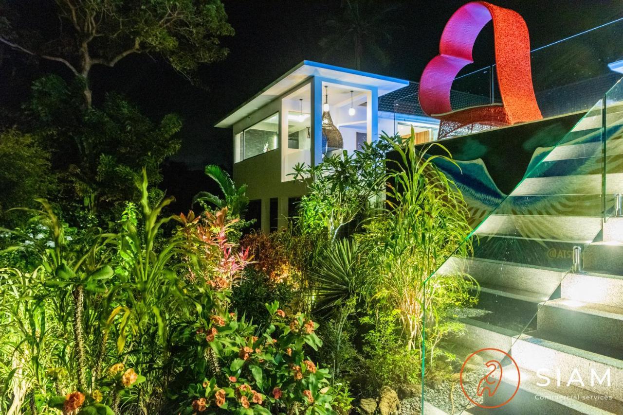 Picasso Taling Ngam Beach