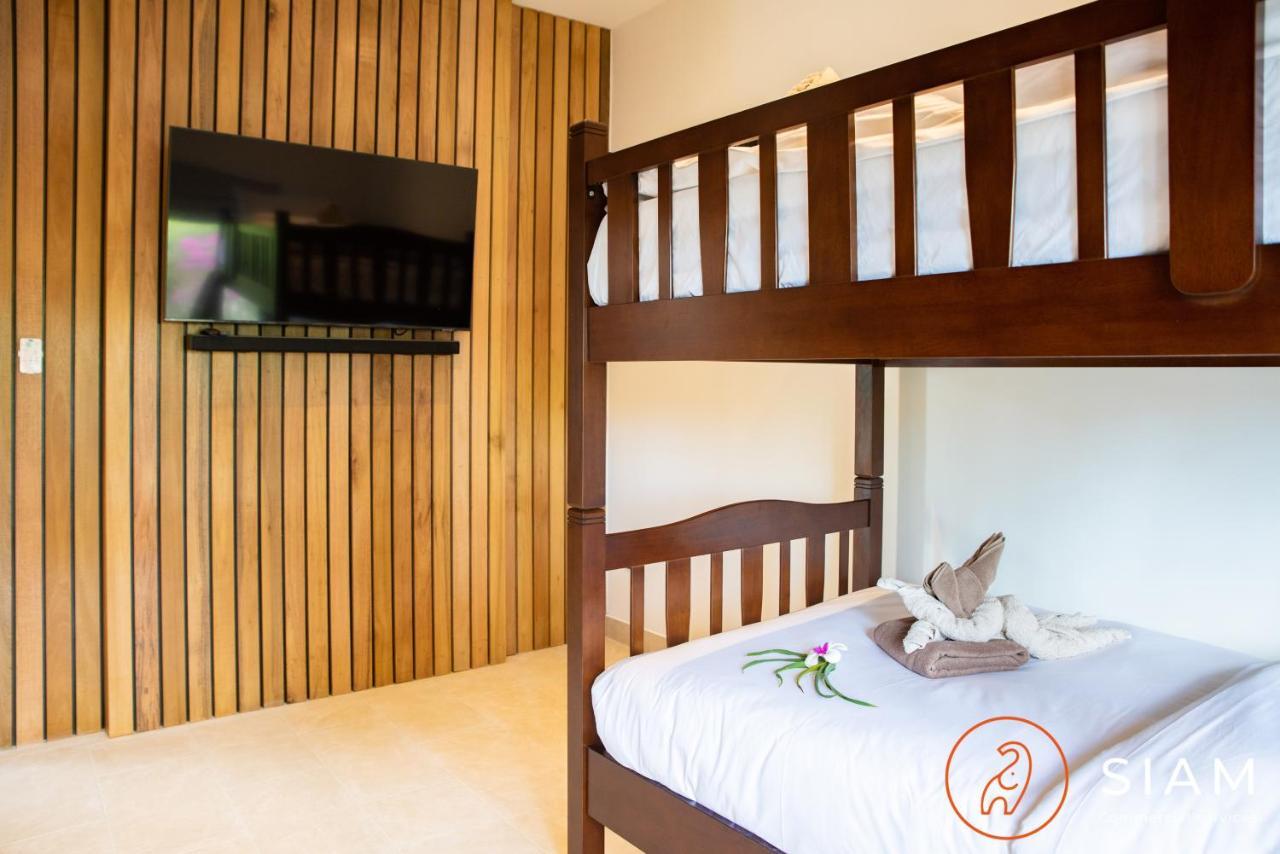 Picasso Taling Ngam Beach