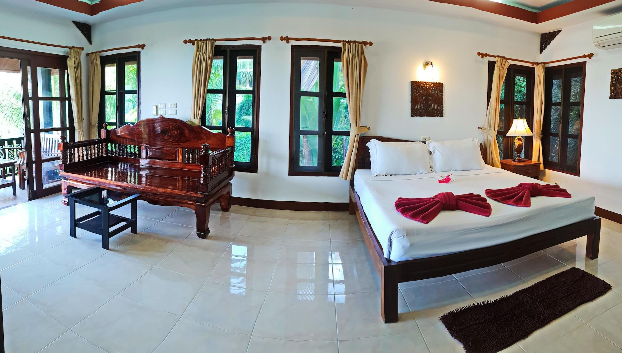 Laem Sila Resort 3*