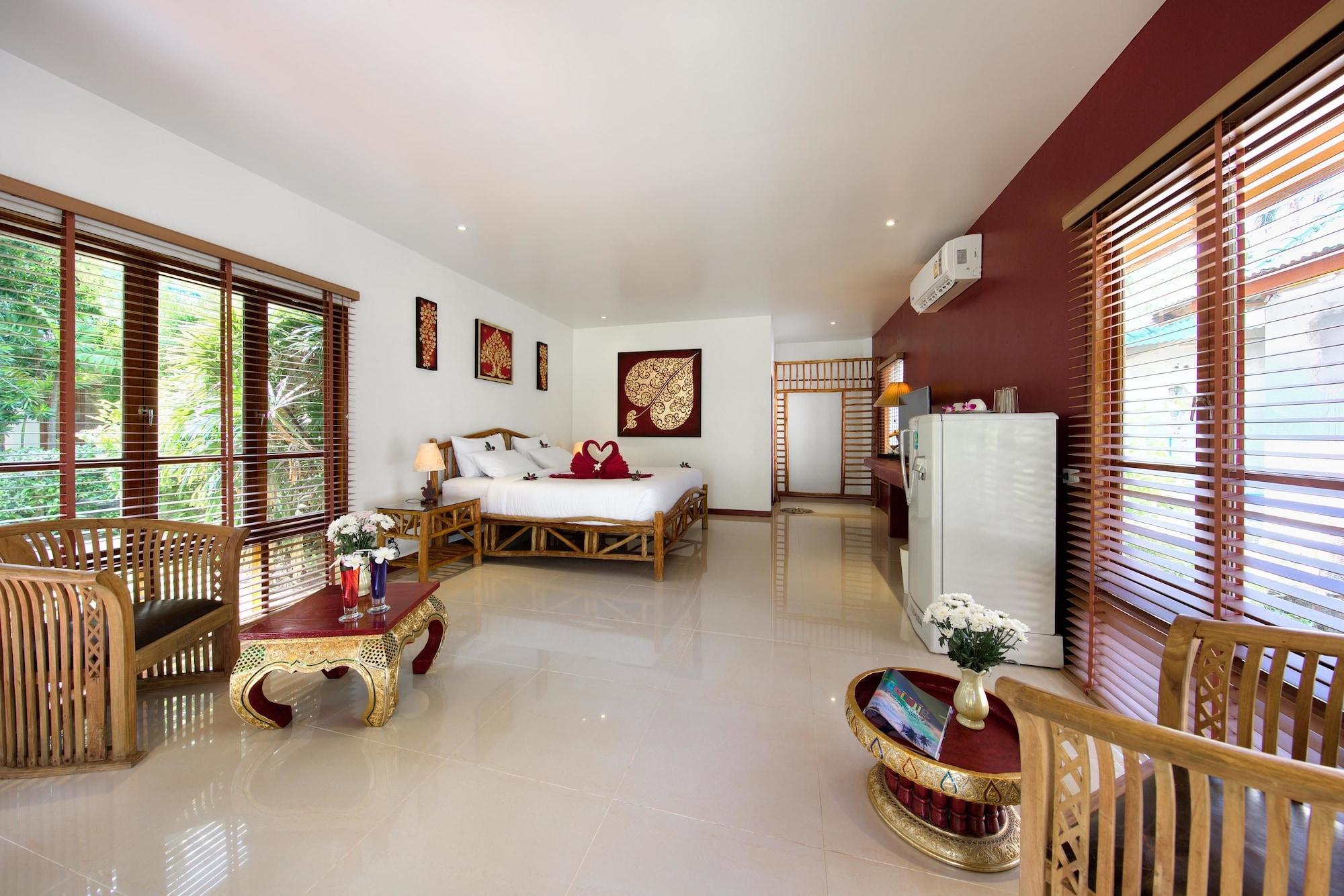 Hotel Crystal Bay Yacht Club Beach 3*