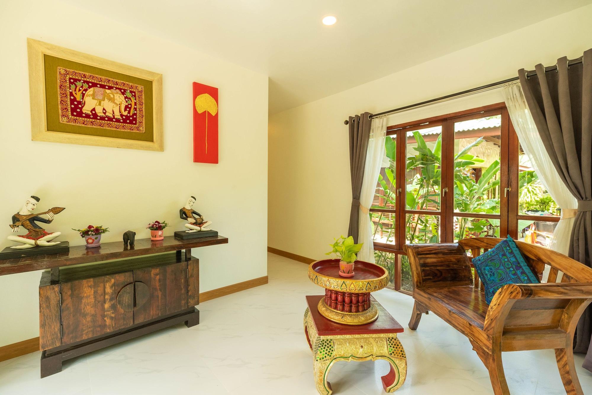 Crystal Bay Yacht Club Beach Hotel 3*