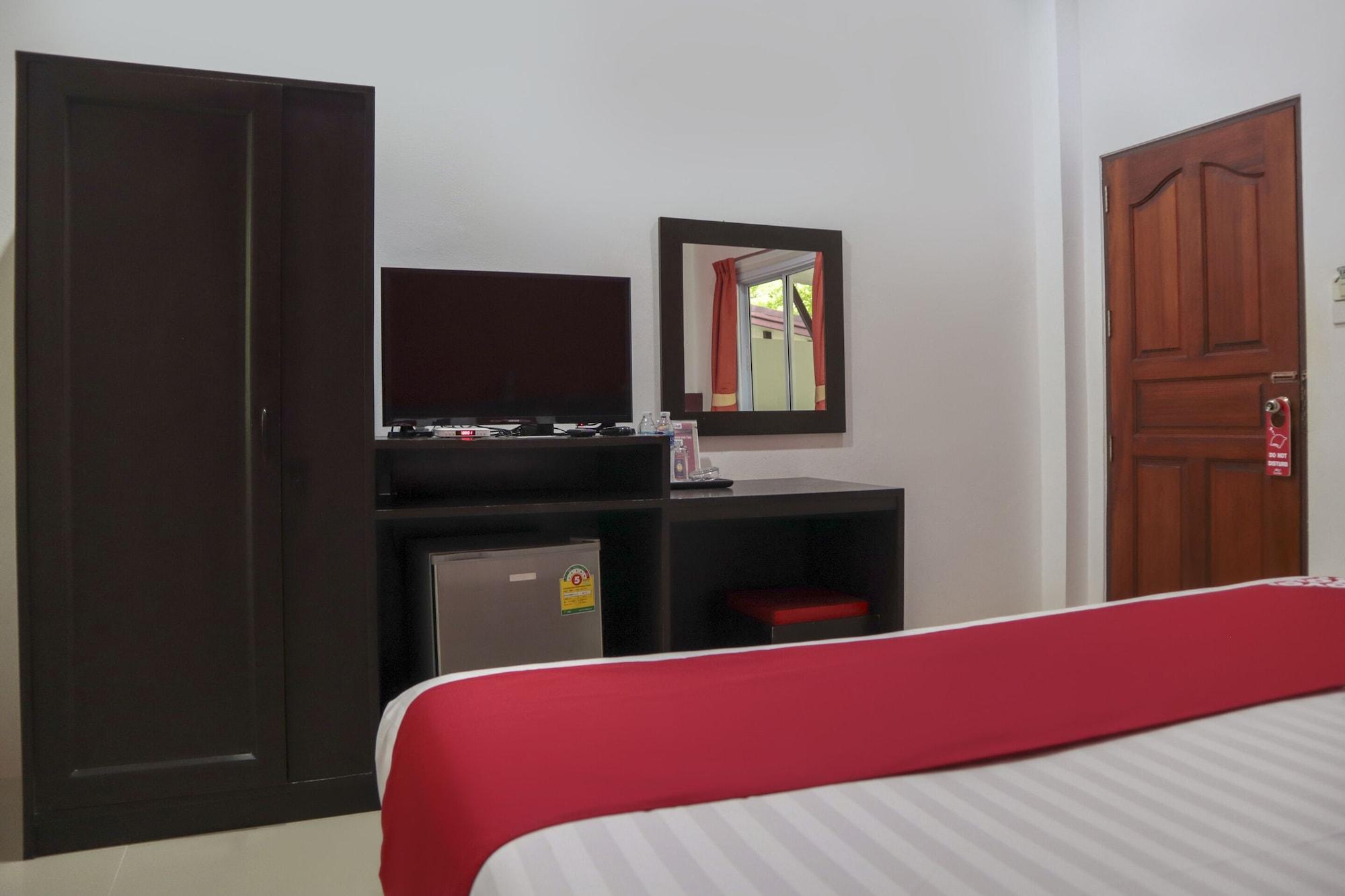 Oyo 943 Siva Buri Hotel Plage de Lamai