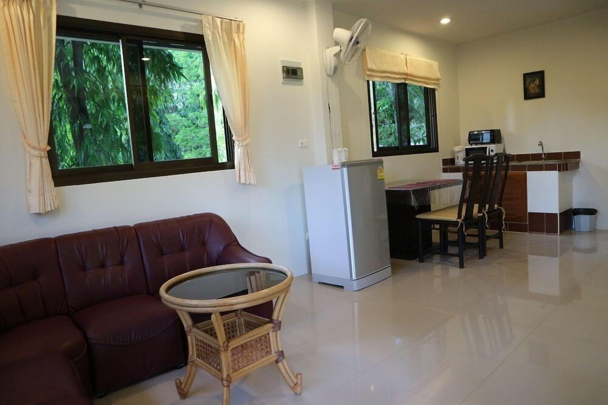 Baan Saen Sook