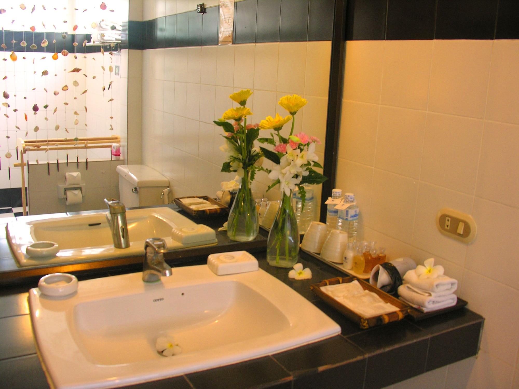 White House Resort Ko Samui