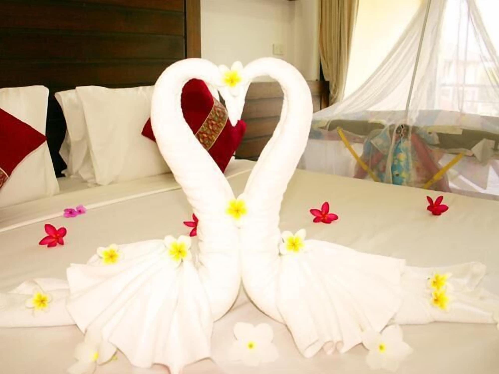 Aparthotel Chaweng Lakeview Condotel 3*