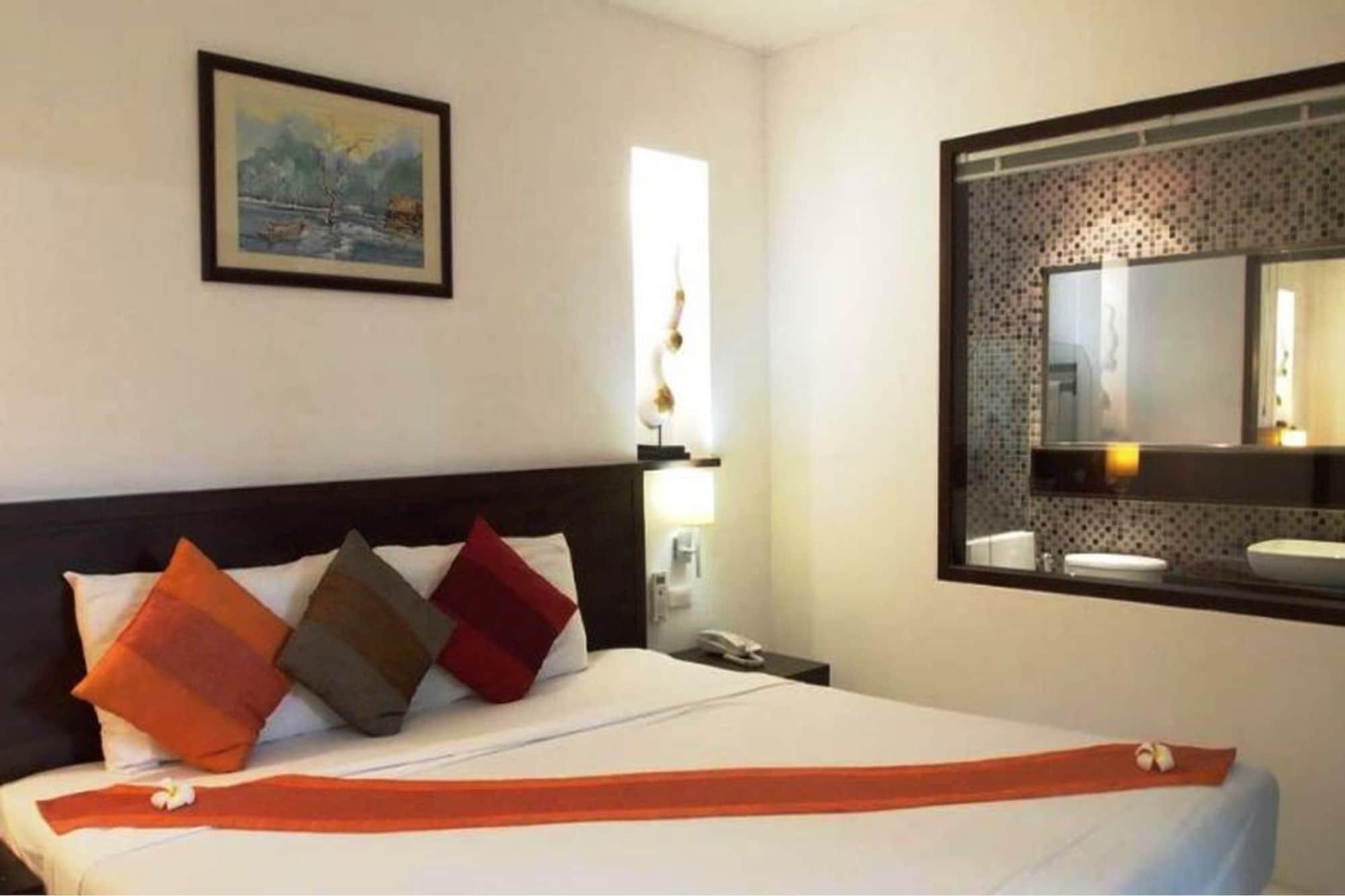 Evergreen Hotel 3*