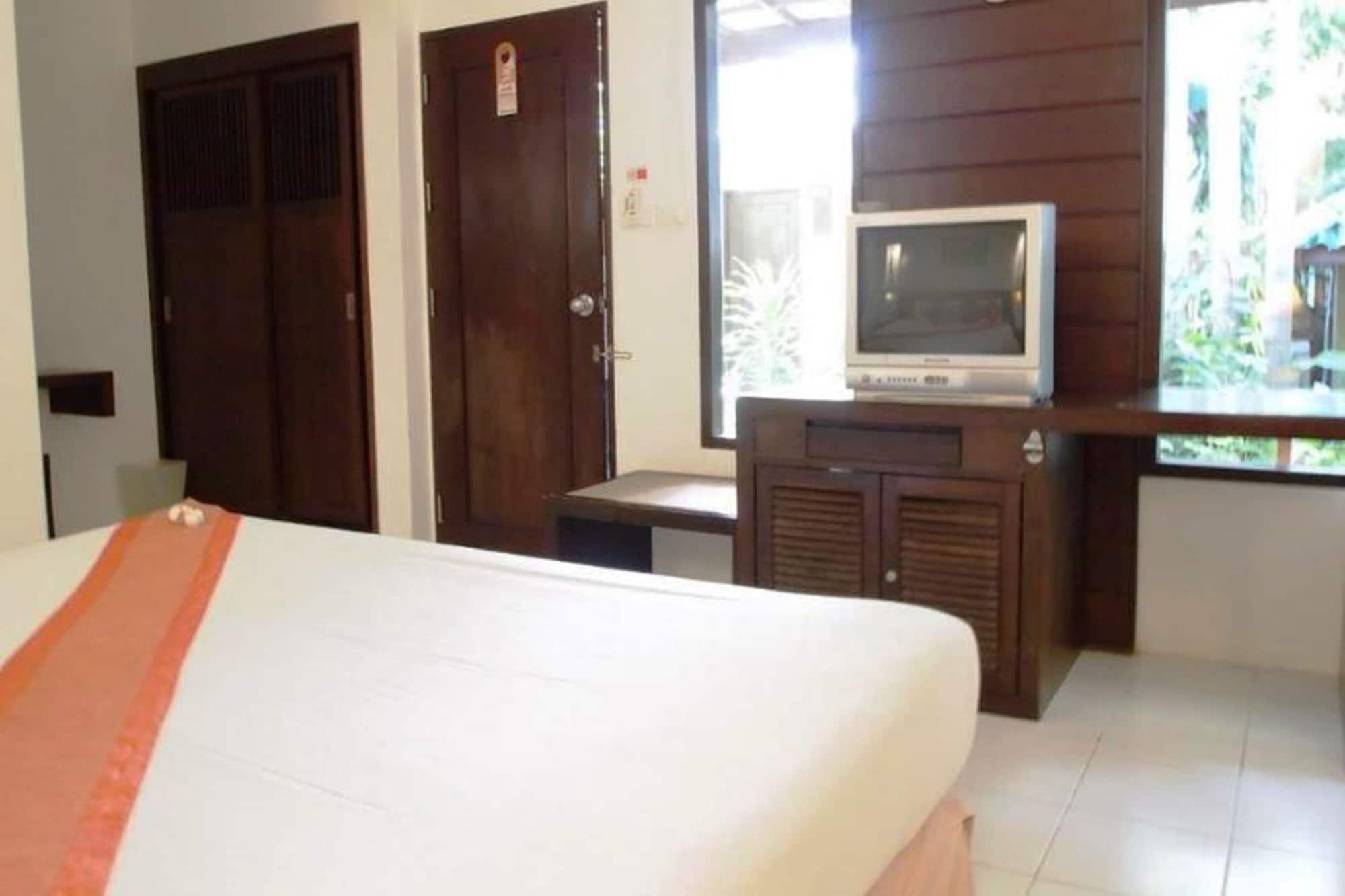 Evergreen Hotel