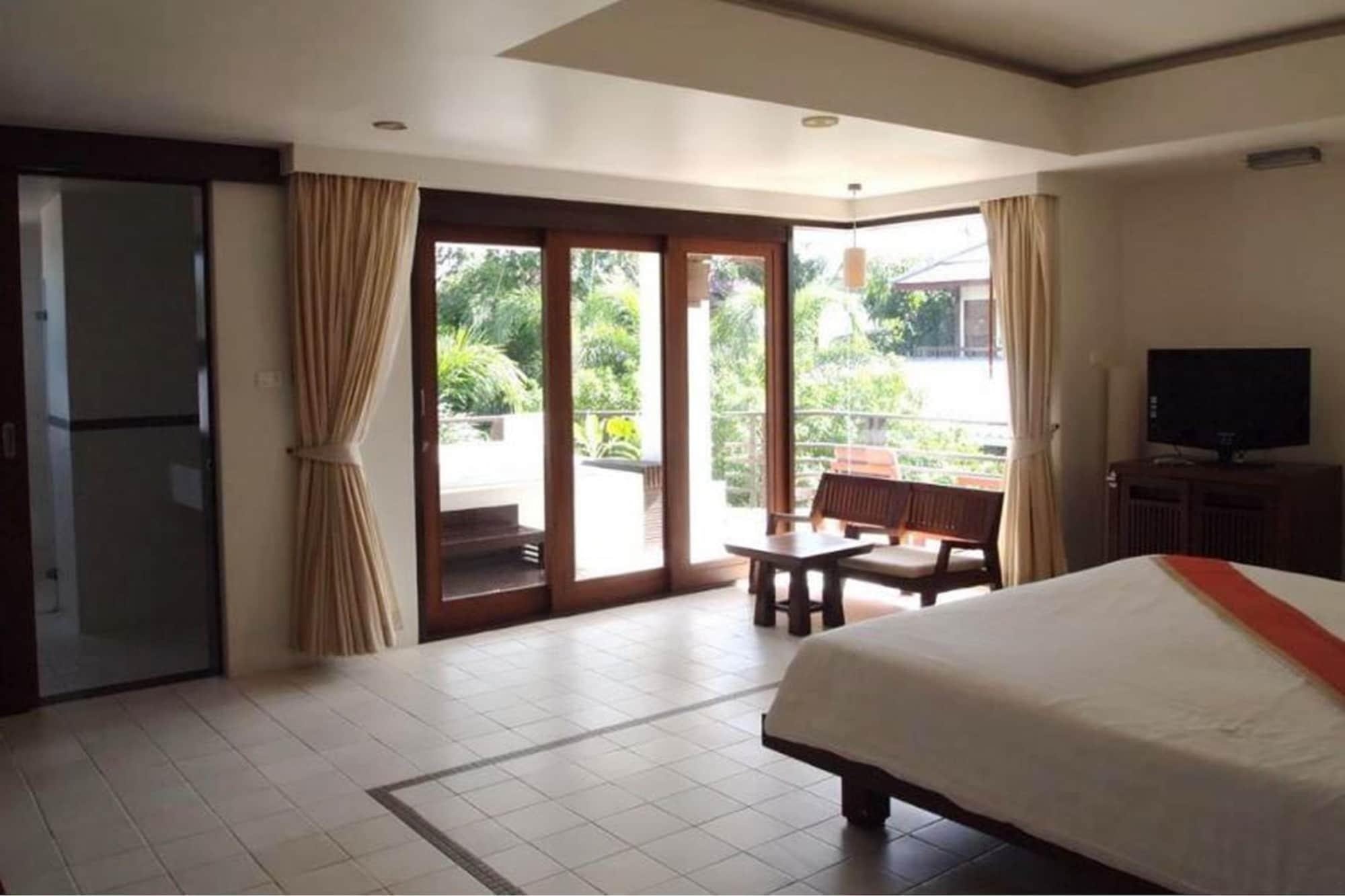 Hotel Evergreen 3*