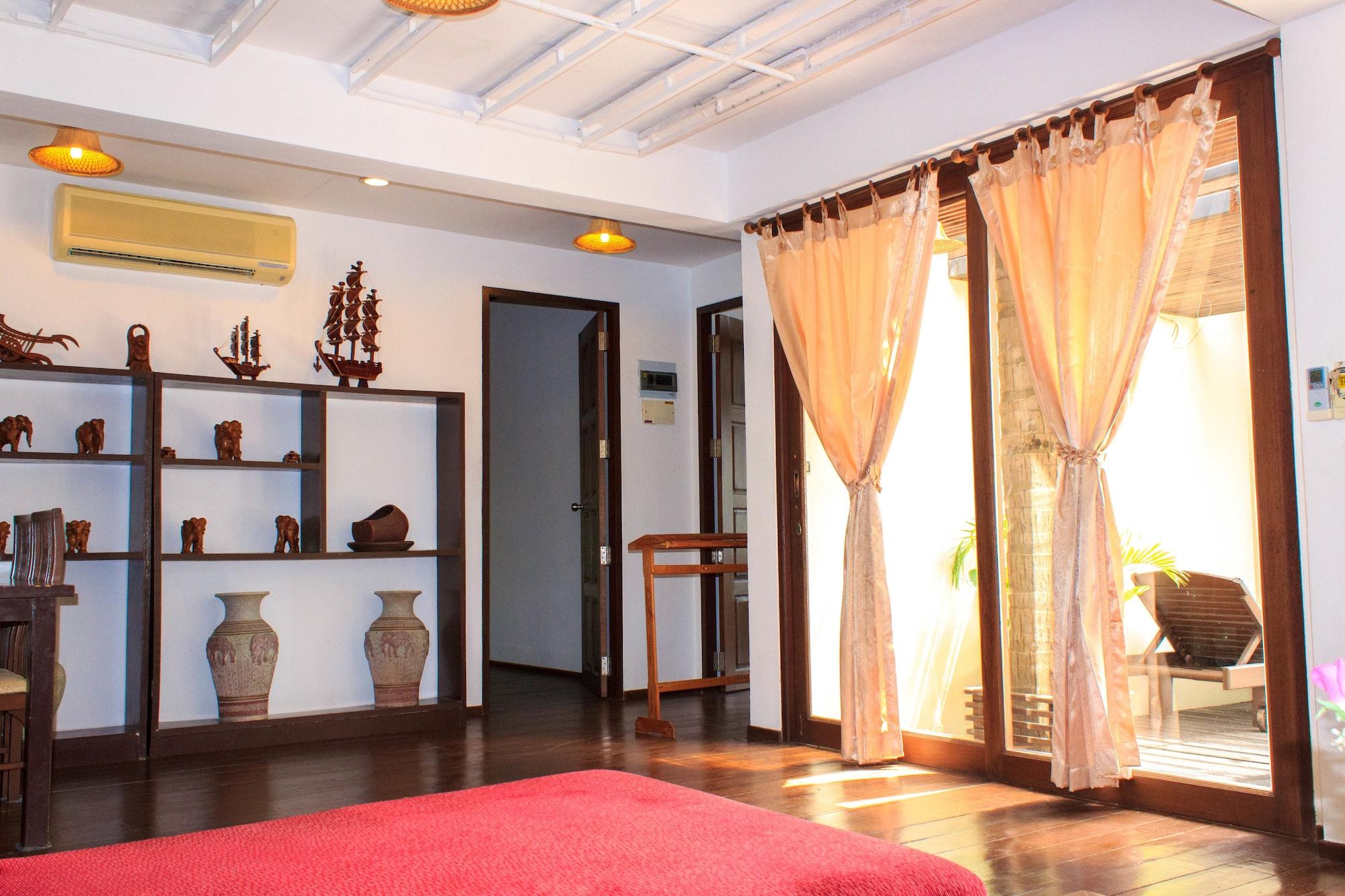 Hotel Sasitara 3*