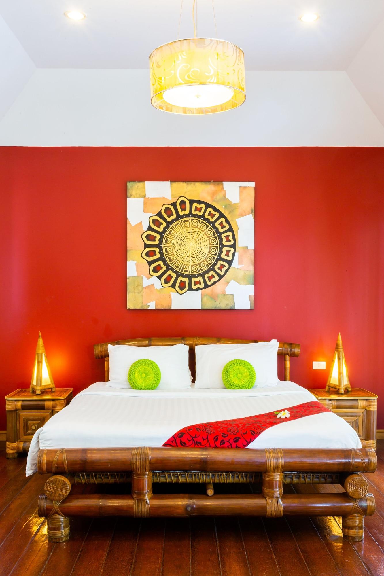 Paradise Island Estate 4*