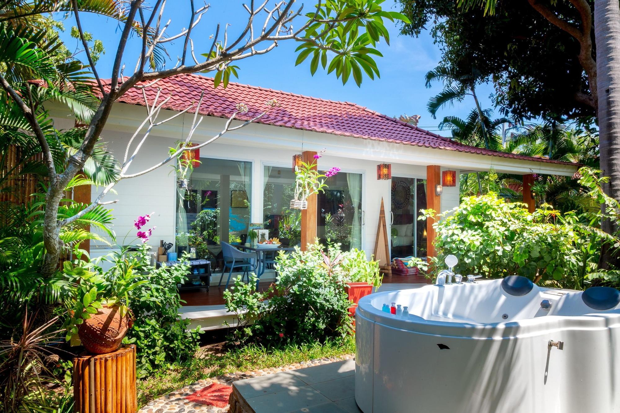 Paradise Island Estate Resort 4*