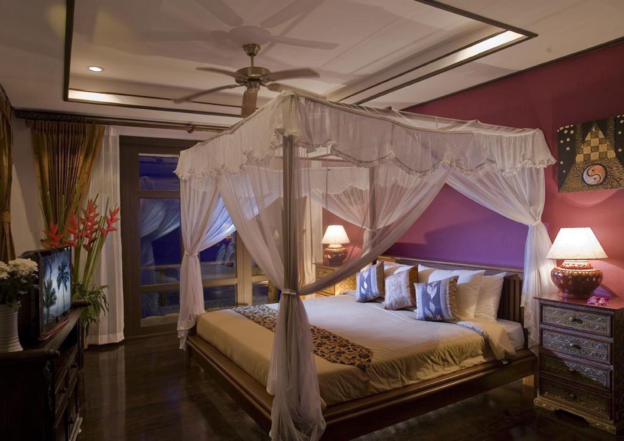 Paradise Island Estate