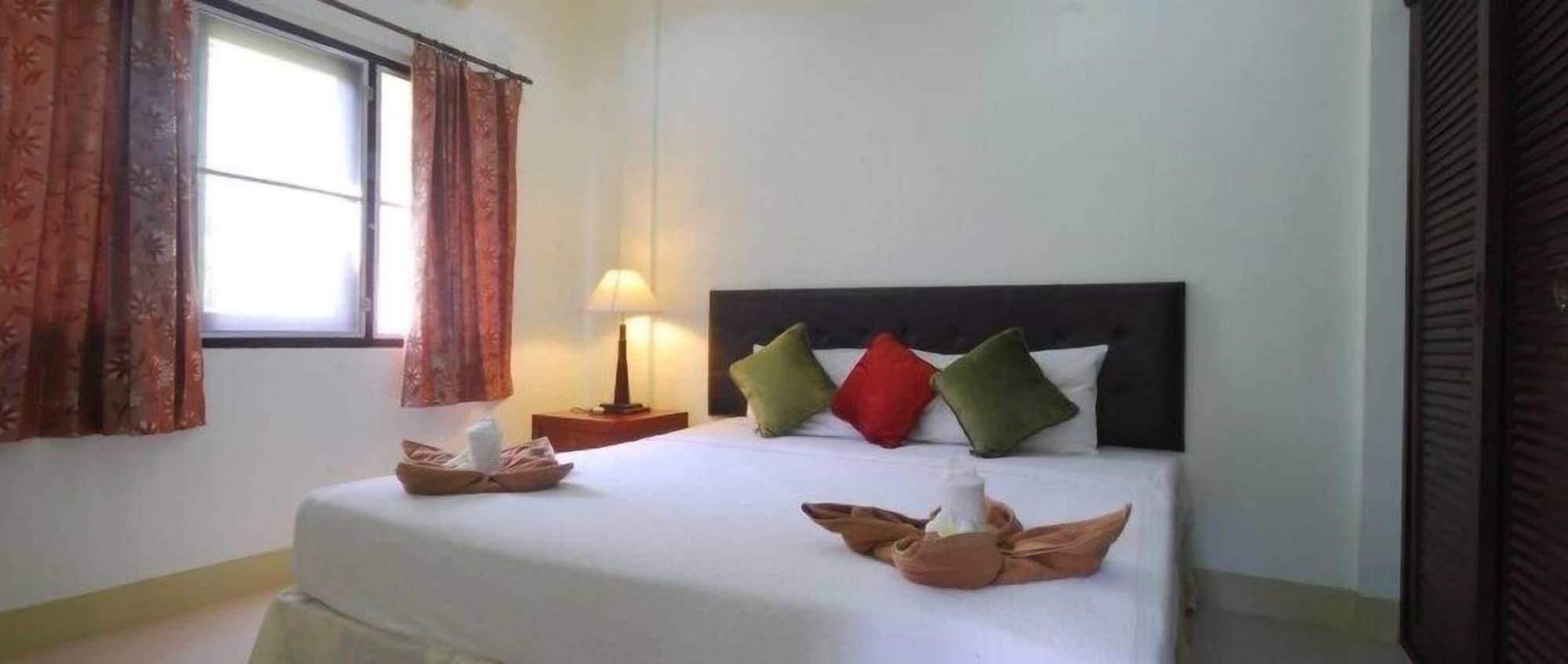 Apartment Buathong Place *