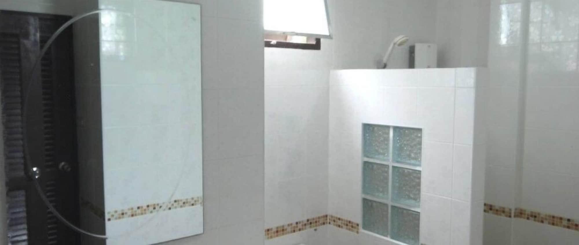 Buathong Place Apartment Lamai Beach (Koh Samui)