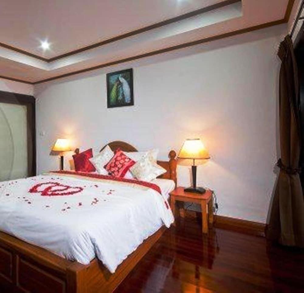 Resort Lipa Bay