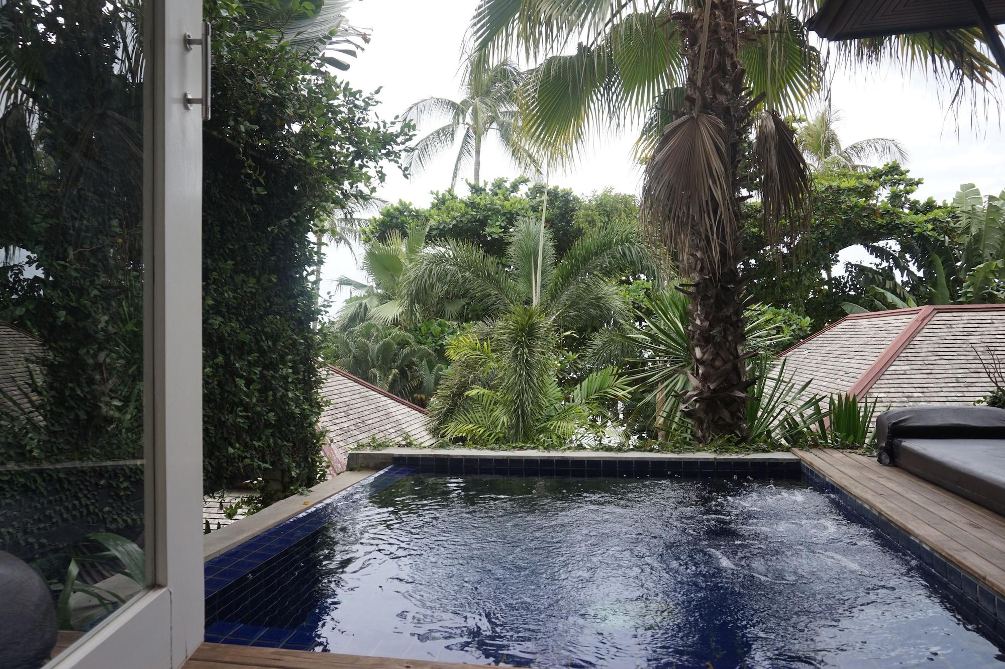 Resort Replay Pool Beachfront Samui 4*