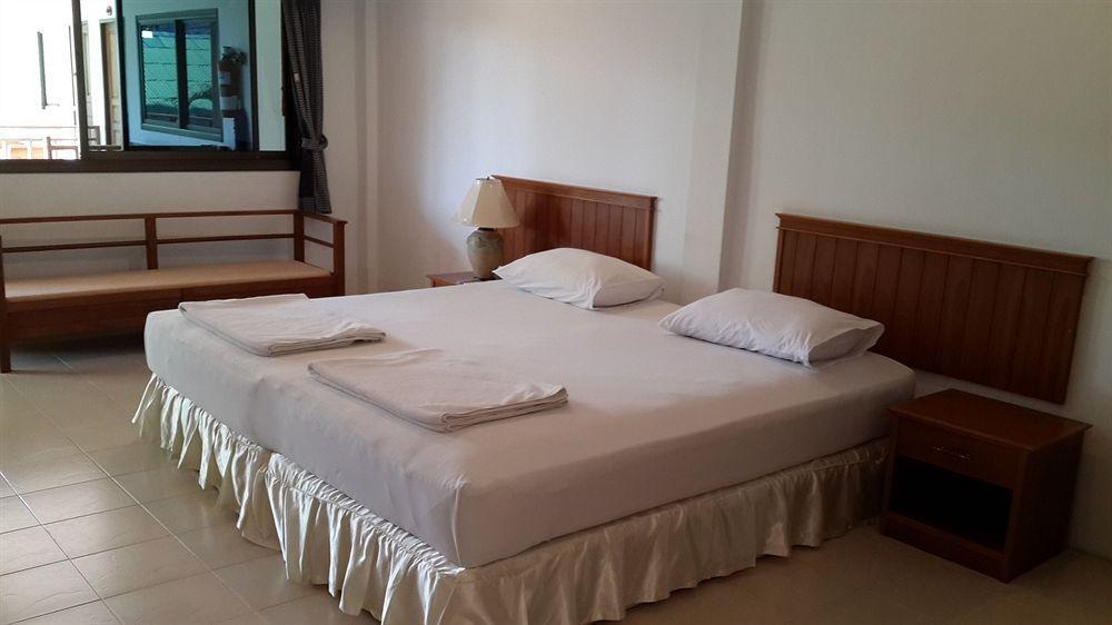 Hotel Baan Pitcha บ้านพิชชา