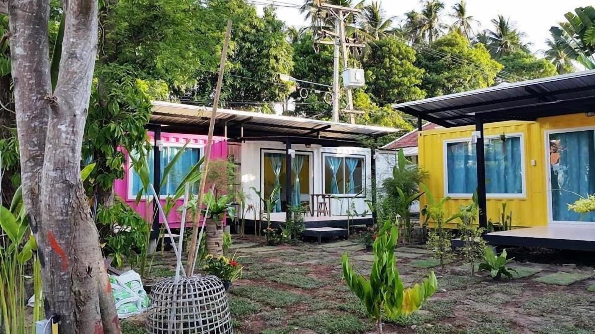 Hostel Think & Retro Cafe Samui Lipa Noi