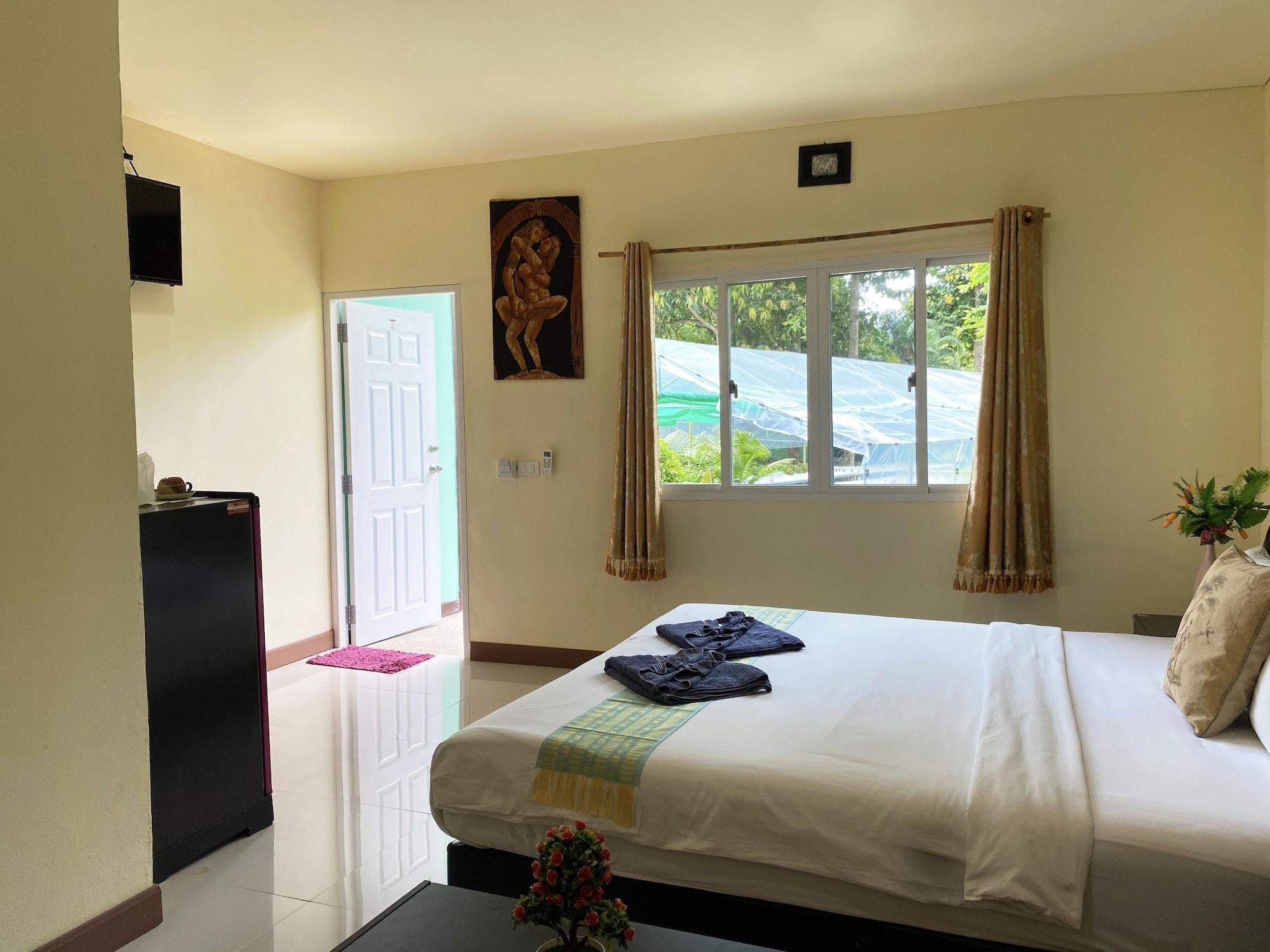 Resort Everest Samui - Sha Mae Nam