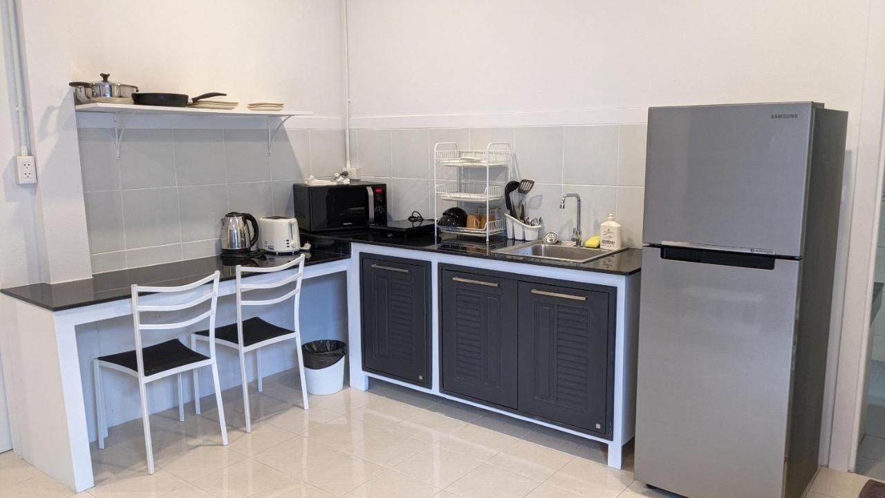 Bann Kanchana Apartment *