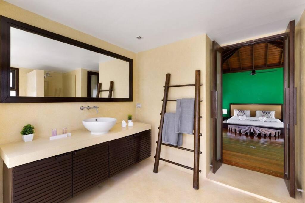Villa 【plumeria 21】3 Bedrooms Stylish Walk To *