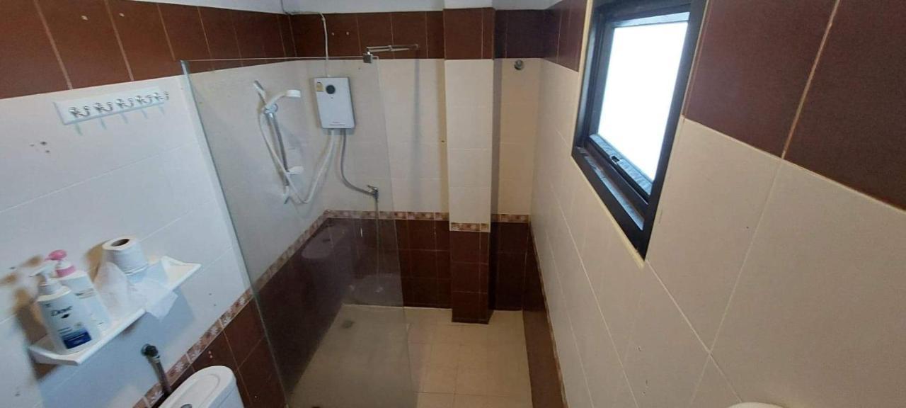 Hostel P & T