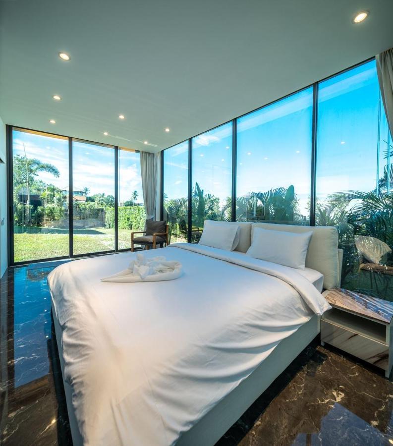 Villa Aura Onyx