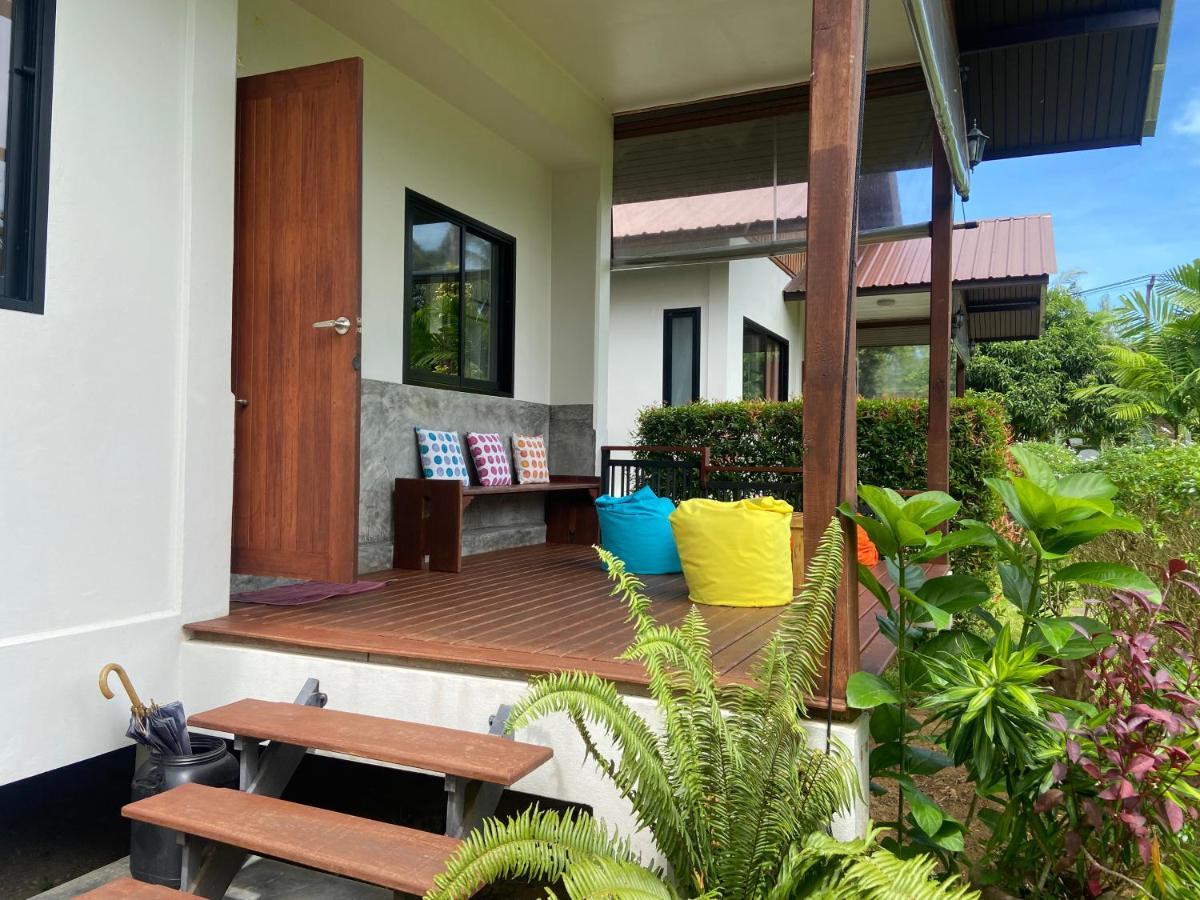 Sean Sabai E Ristobar Hébergement de vacances Taling Ngam Beach