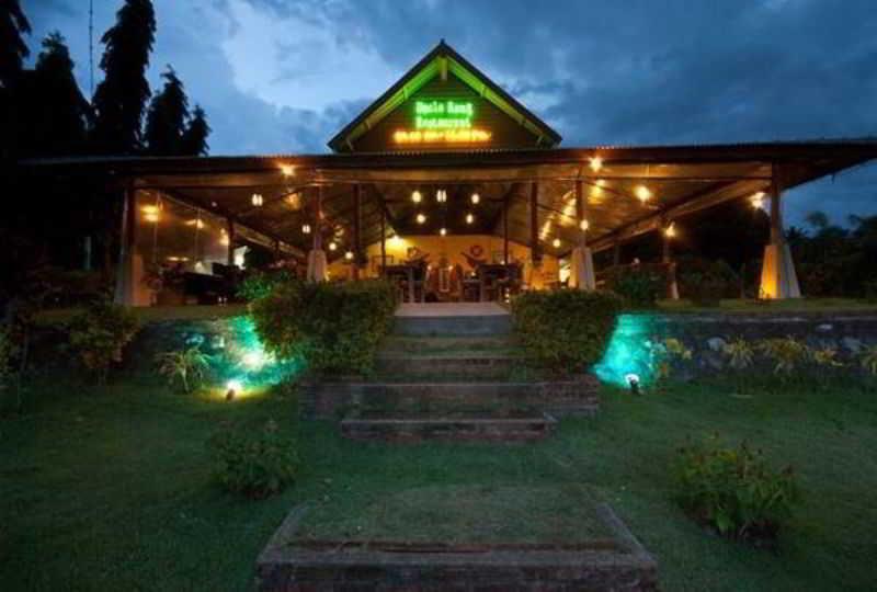 Samui Tonggad Tempat peranginan