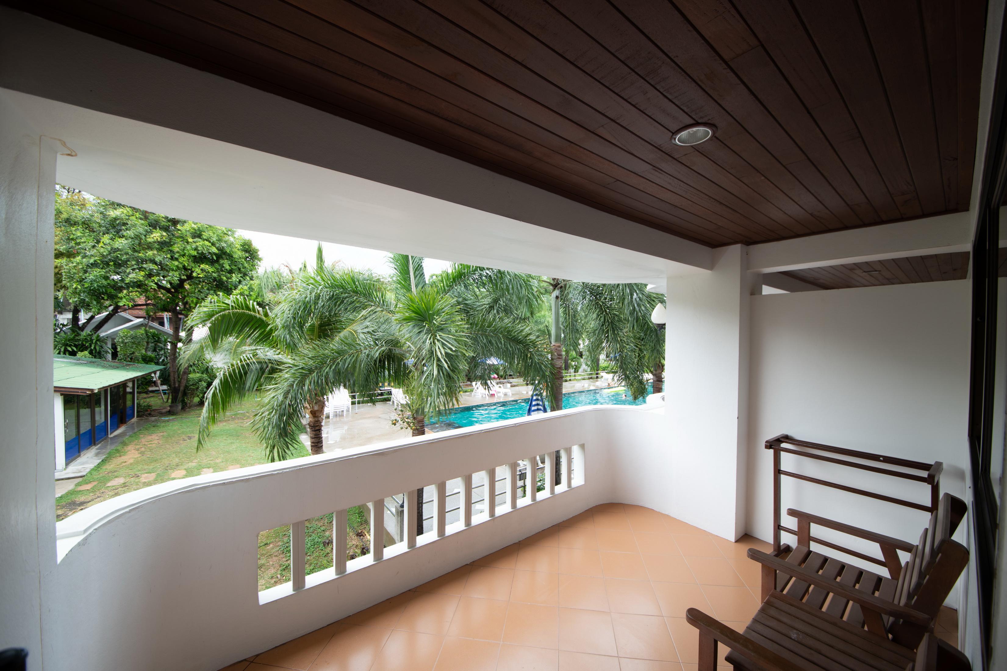 Hotel Bay