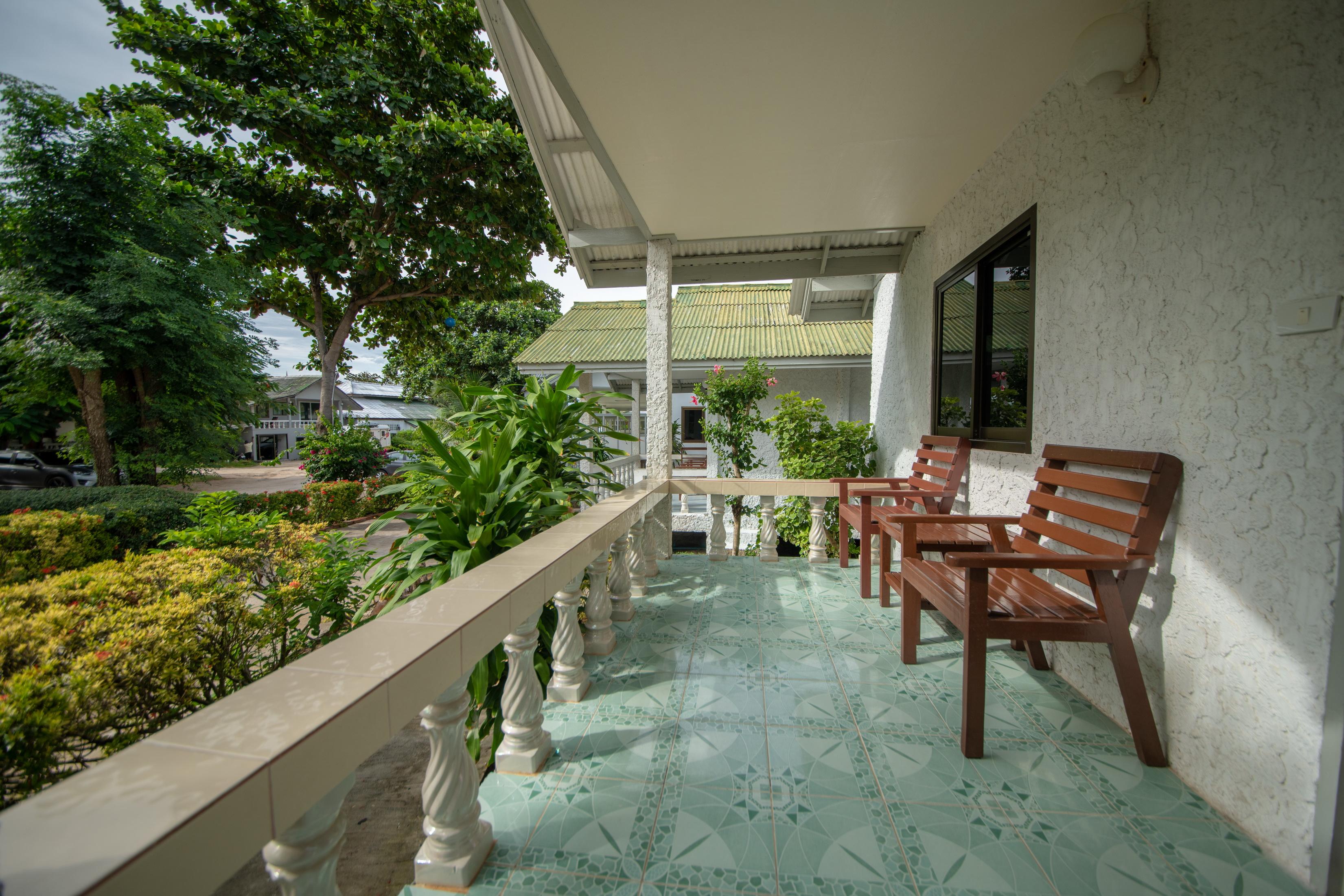 Bay Hotel