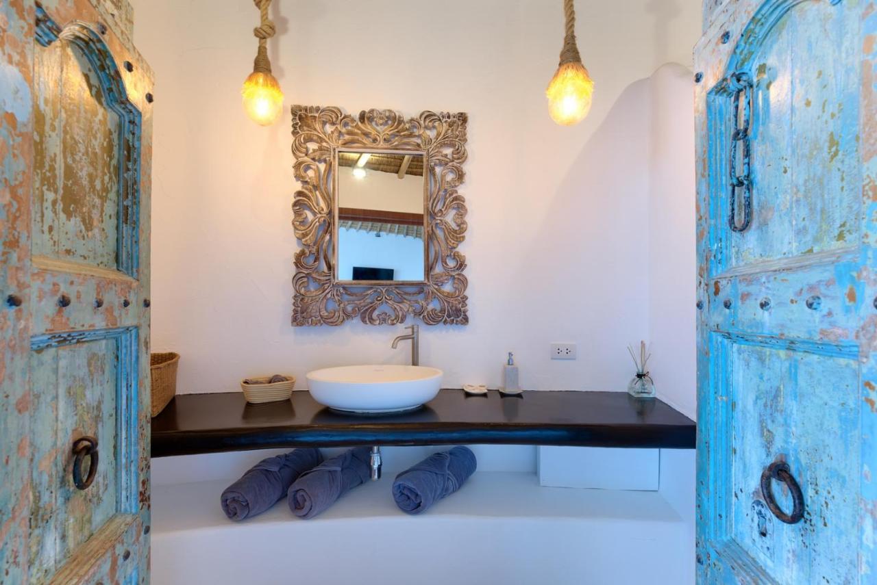 Palapa Samui Villa *