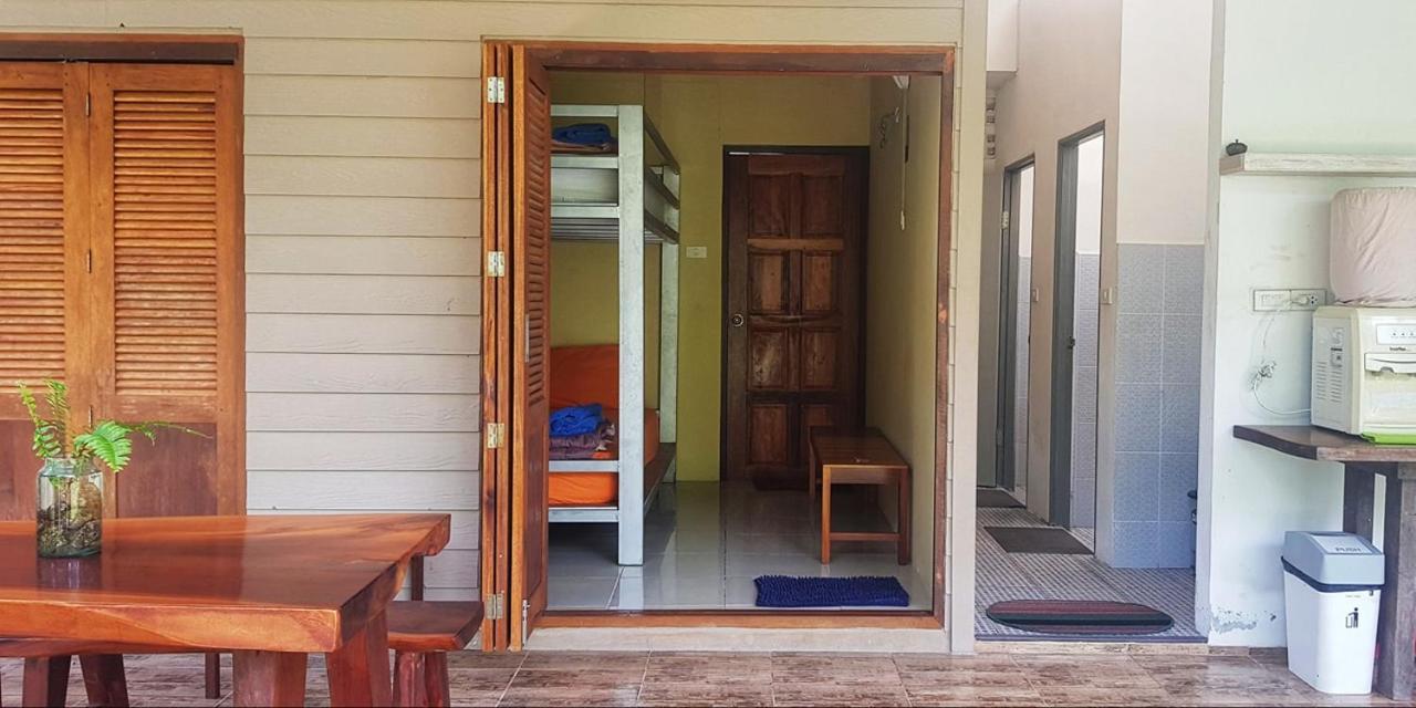 Hostel Baan Hinlad And (adults Only) *