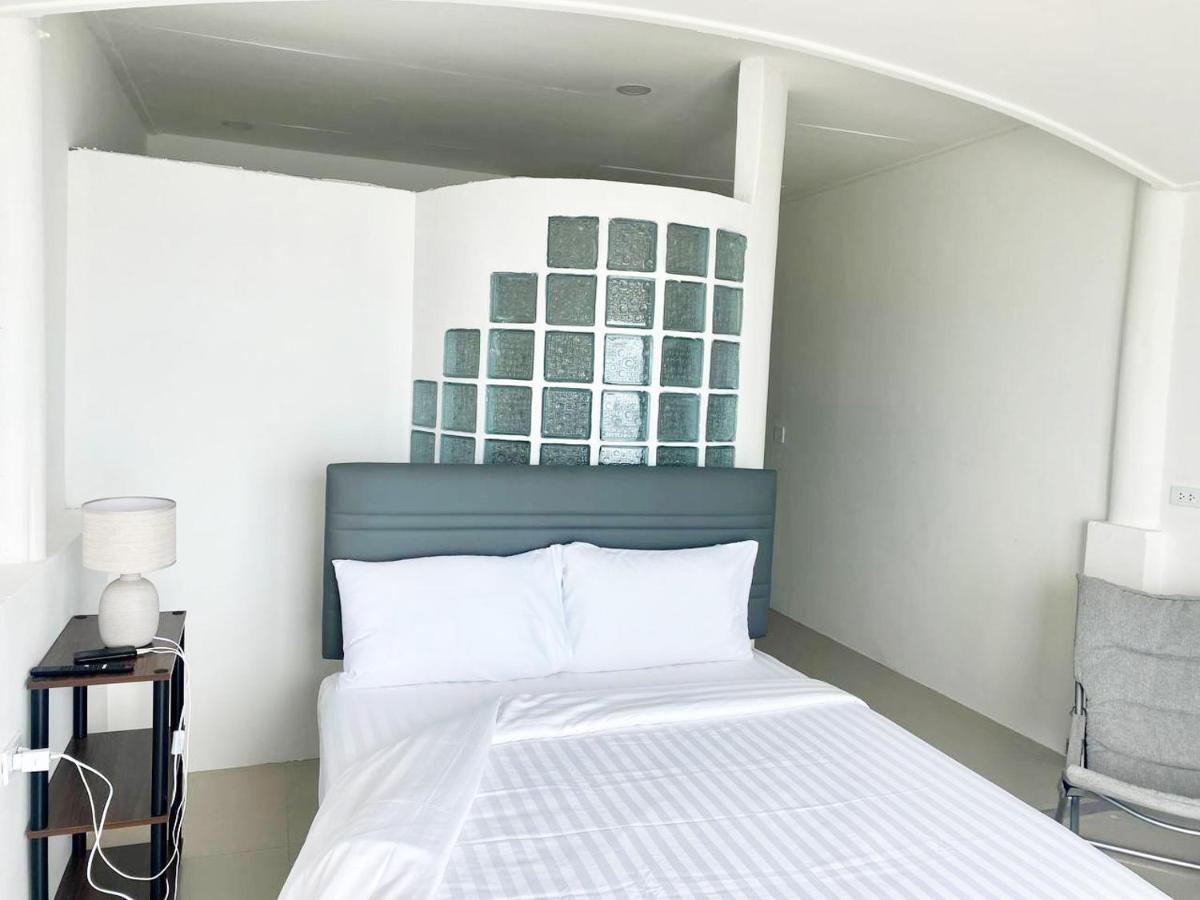 Hotel Pi3 *