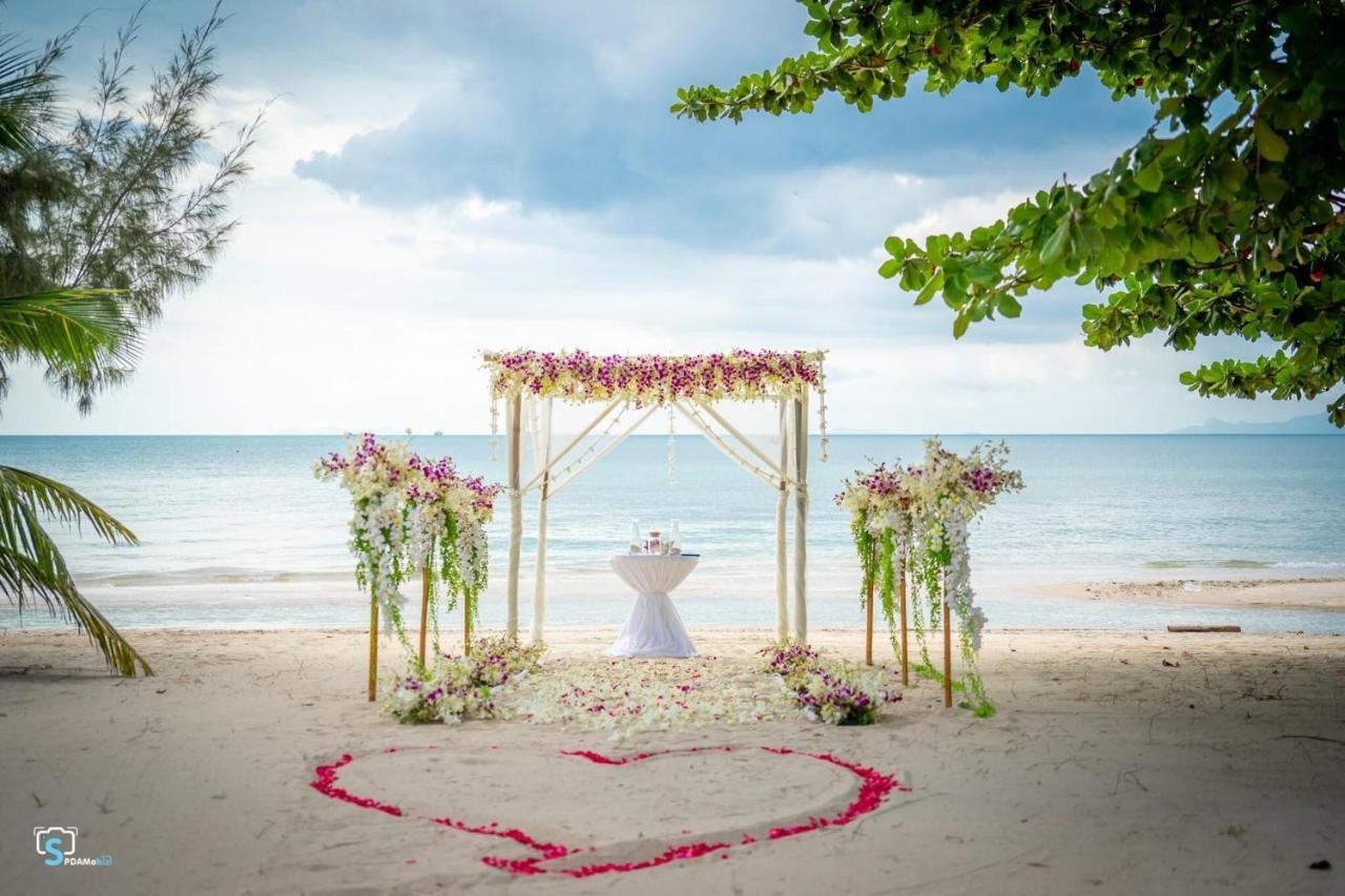 Am Samui Hotel