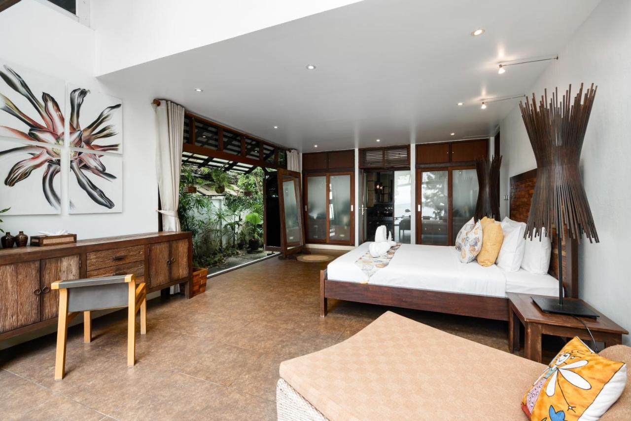 The Emerald Hill Villa *